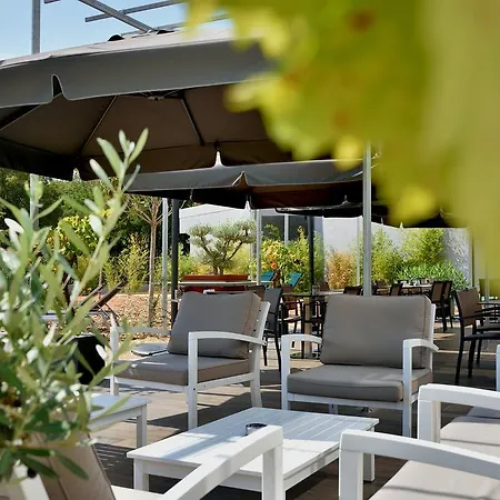 Отель Ac By Marriott Prado Velodrome 4*