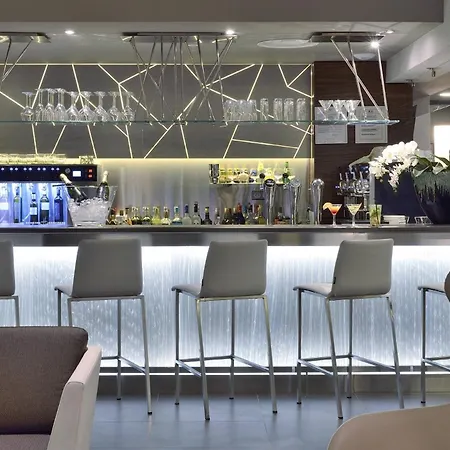 Отель Ac By Marriott Prado Velodrome