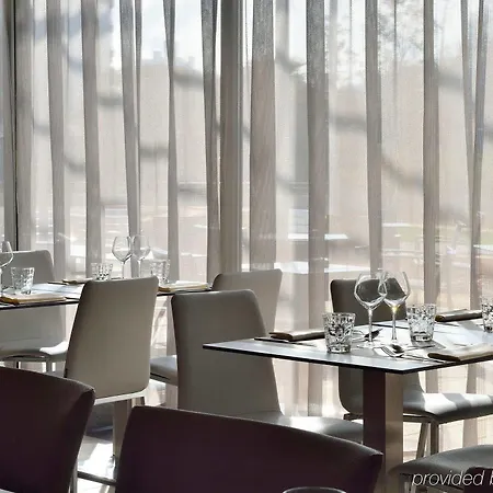 Отель Ac By Marriott Prado Velodrome Марсель