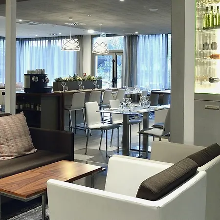 Отель Ac By Marriott Prado Velodrome Марсель