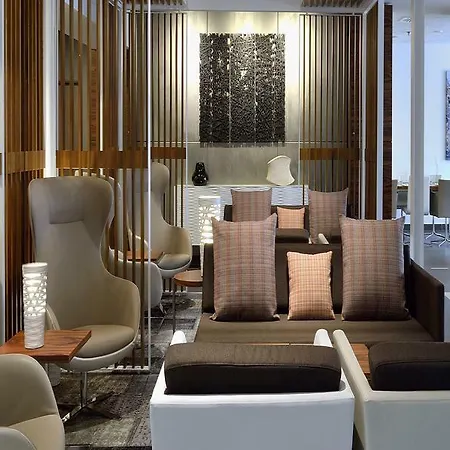 Ac By Marriott Prado Velodrome Отель Марсель